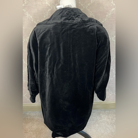 Brand New Anne Klein 90’s Black Crushed Velvet Winter Coat – Size S - Picture 7 of 9